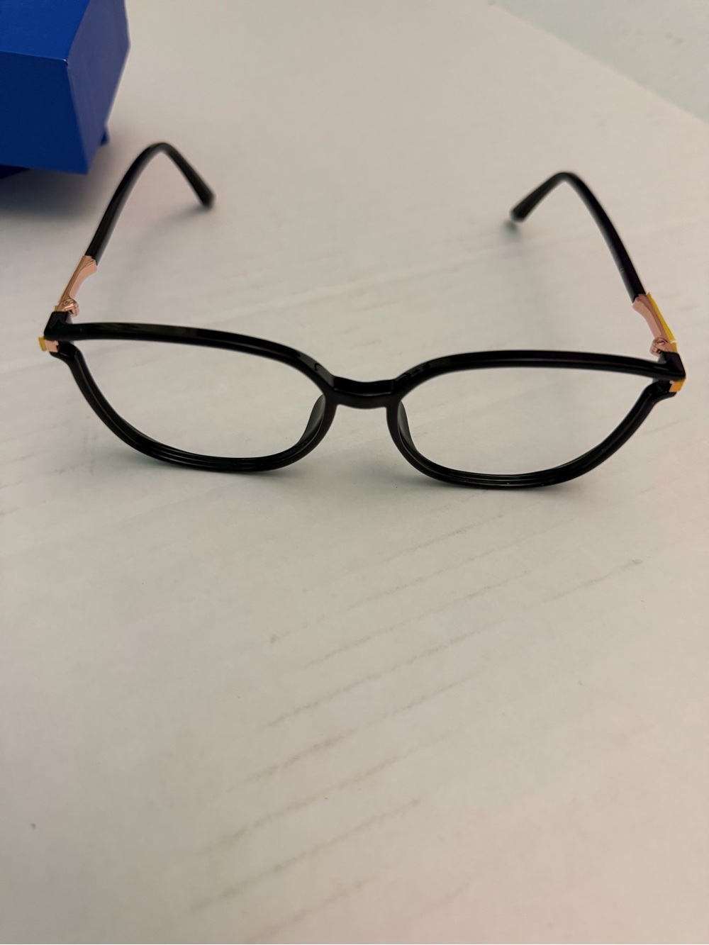 Black Women's Fashion Eyeglass Frames - Sleek Cat-Eye Style
